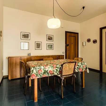 Appartement E Chiamala......senza Vista Mare! San Remo